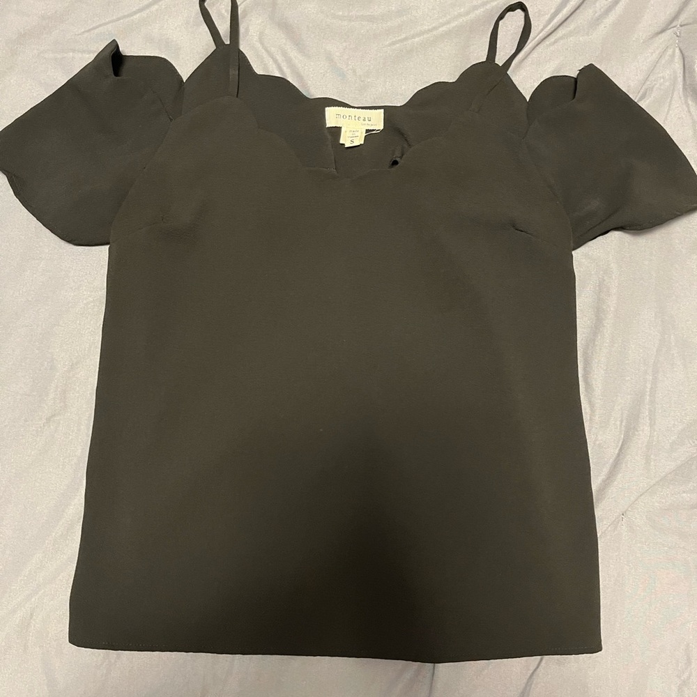 dressy top